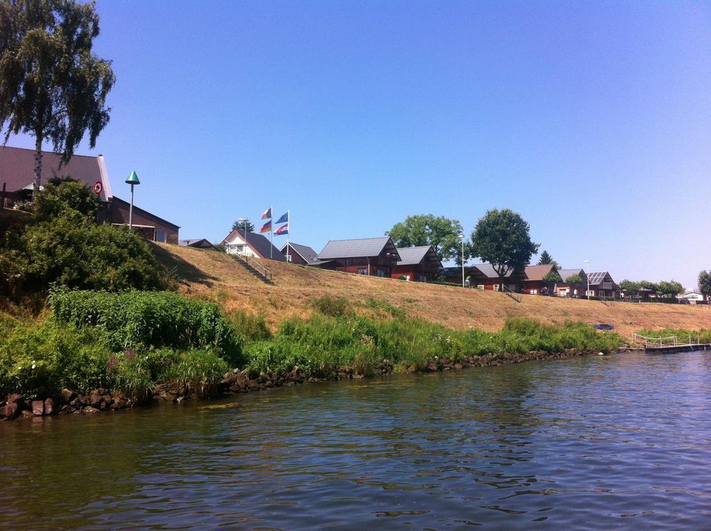 Chalet La Meuse Villa Маасейк Стая снимка